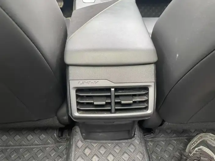 Changan UNI-V 2022 Model 1.5T Sports Edition – фото 8