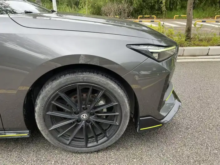 Changan UNI-V 2022 Model 1.5T Sports Edition – фото 10
