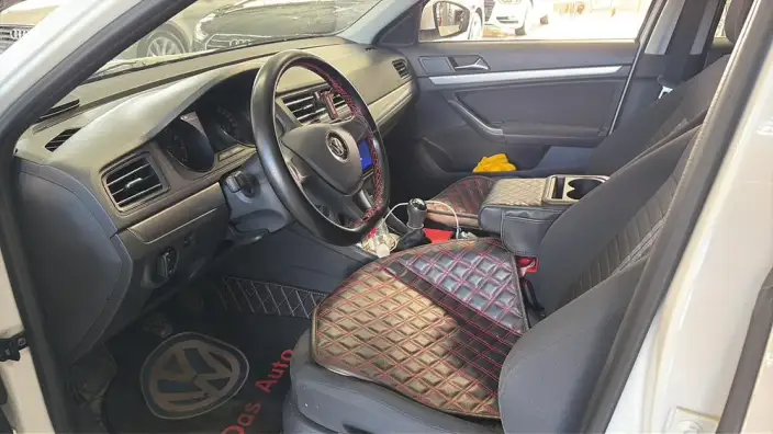 Volkswagen Lavida 2019 Model Voyage 1.5L Manual Fashion edition China VI – фото 8