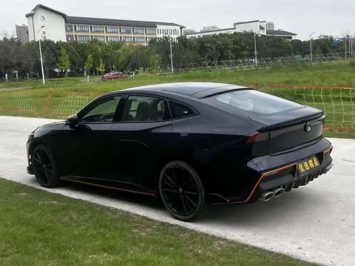 Changan UNI-V 2022 Model 1.5T Sports Edition – фото 4