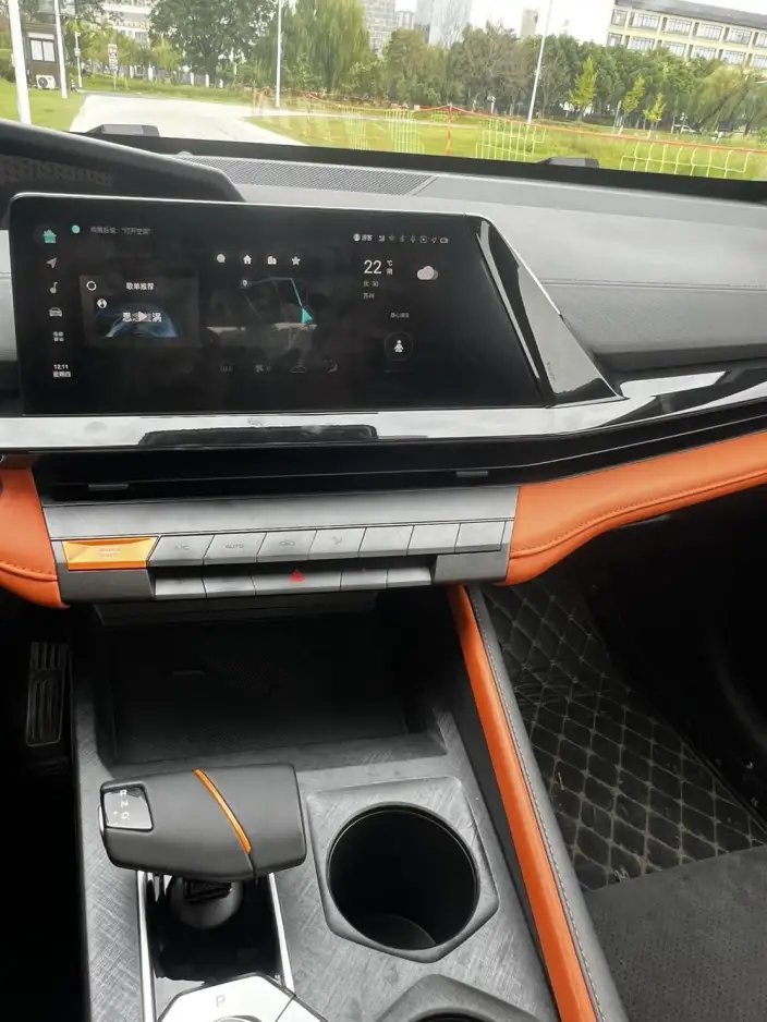 Changan UNI-V 2022 Model 1.5T Sports Edition – фото 8