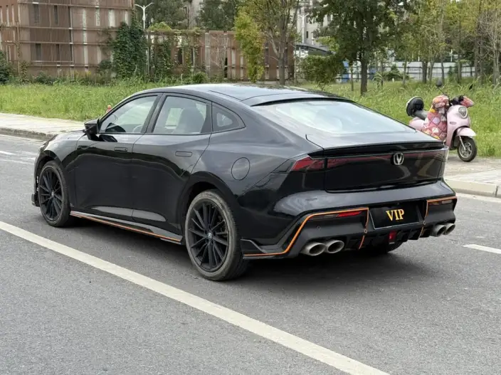 Changan UNI-V 2022 Model 1.5T Sports Edition – фото 5