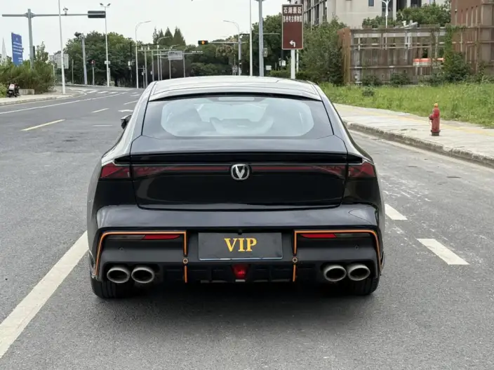 Changan UNI-V 2022 Model 1.5T Sports Edition – фото 6