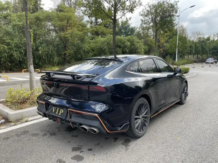 Changan UNI-V 2023 Model 1.5T Sports Edition – фото 6