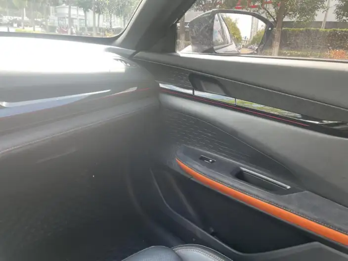 Changan UNI-V 2023 Model 1.5T Sports Edition – фото 8
