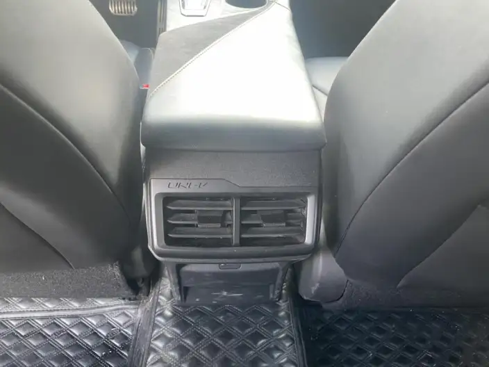 Changan UNI-V 2023 Model 1.5T Sports Edition – фото 10