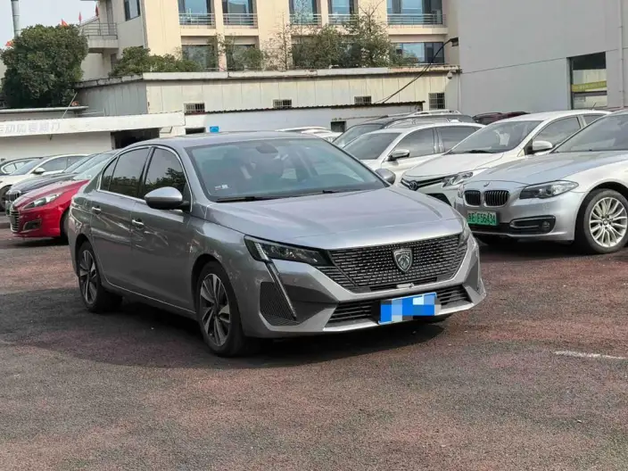 PEUGEOT 408 2022 Model 1.6T Dream Edition – фото 3