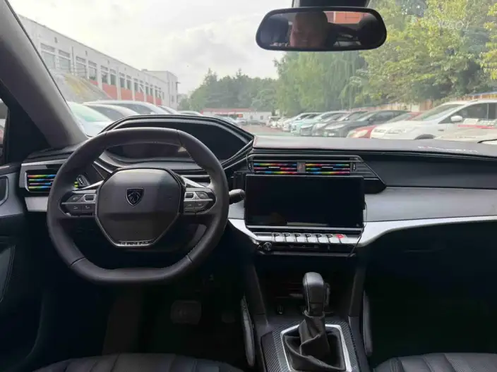 PEUGEOT 408 2022 Model 1.6T Dream Edition – фото 10