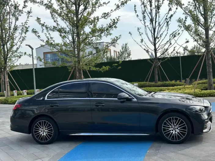 Mercedes-Benz C-Class 2024 Model C 260 L Sports Edition – фото 8