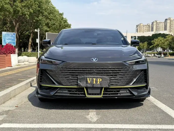 Changan UNI-V 2022 Model 1.5T Sports Edition – фото 2