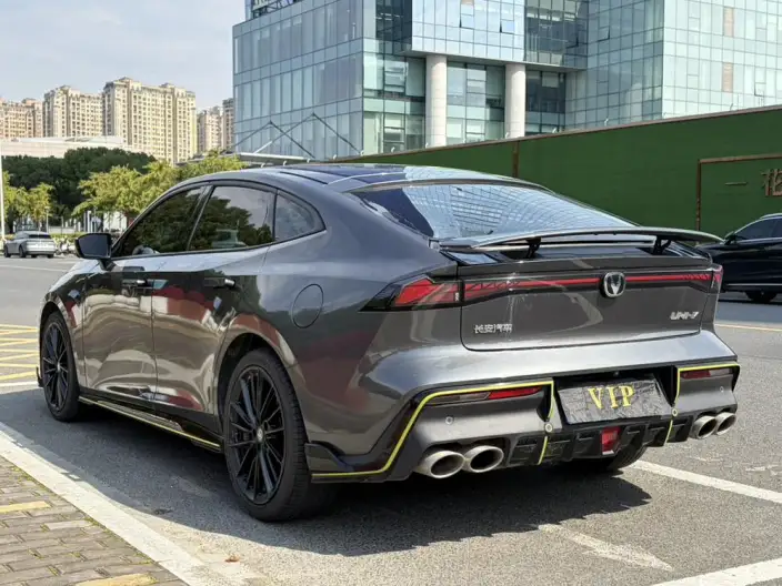 Changan UNI-V 2022 Model 1.5T Sports Edition – фото 4