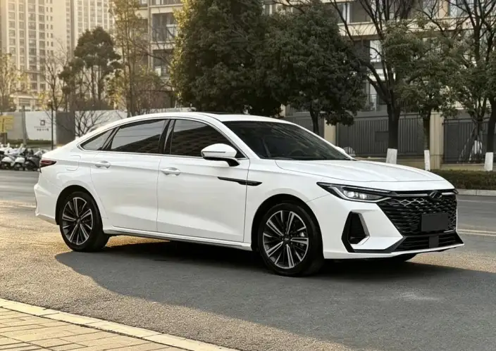 Chery Arrizo 8 2022 Model 1.6TGDI DCT Shang – фото 3