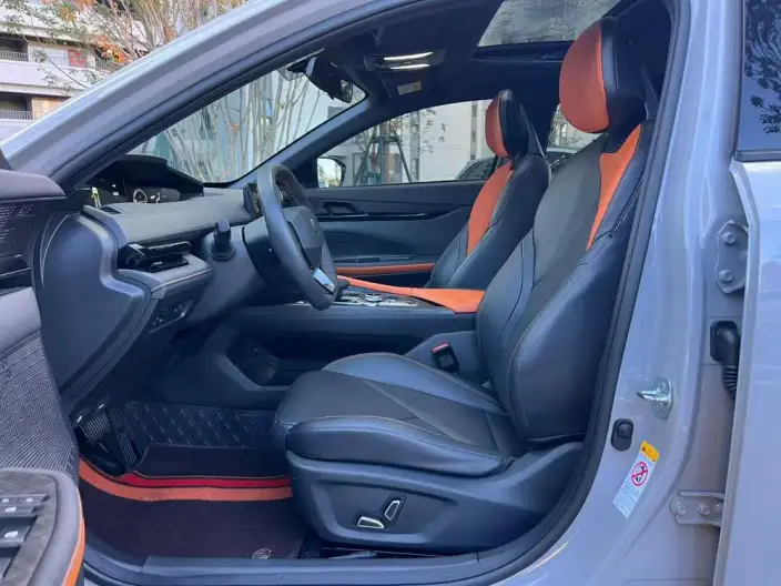 Changan UNI-V 2022 Model 1.5T Noble Model – фото 8