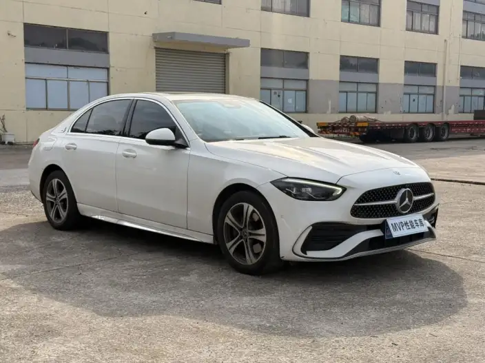 Mercedes-Benz C-Class 2022 Model Facelift C 200 L Sports Edition – фото 3