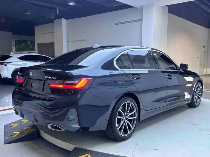 BMW 3 Series 2023 Model 320Li M Sports Set – фото 7