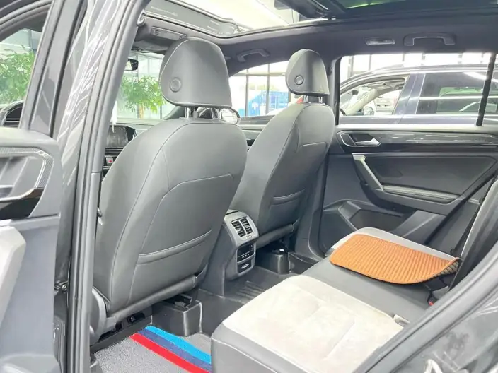 Volkswagen Tayron 2022 Model 380TSI 4WD R-Line Zhilian Edition – фото 8