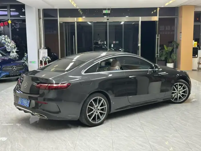 Mercedes-Benz E-Class Imported 2023 Model E 260 Coupe – фото 3