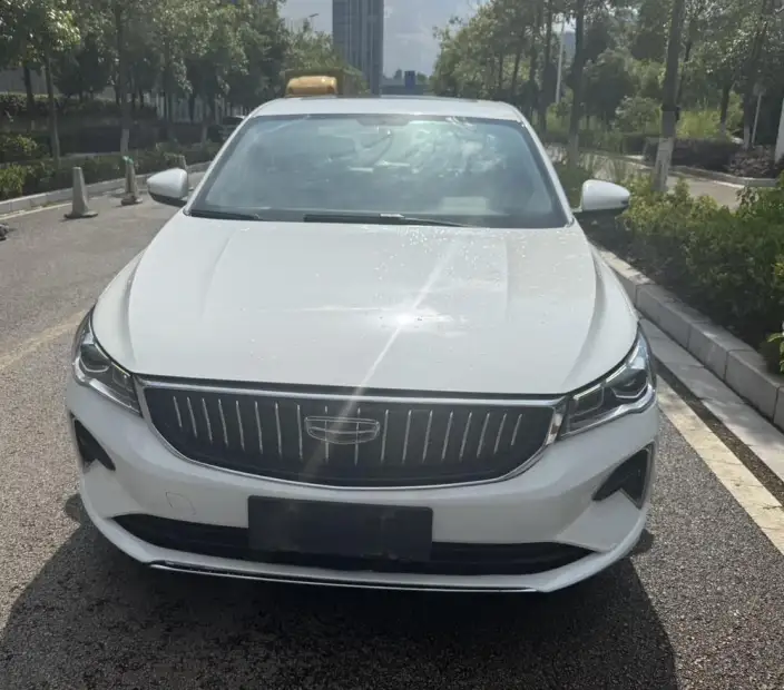 Geely Emgrand 2022 Model No. 4 Gen 1.5L CVT Flagship Model – фото 2