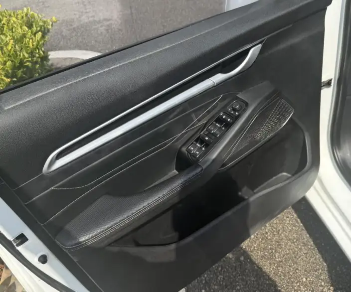 Geely Emgrand 2022 Model No. 4 Gen 1.5L CVT Flagship Model – фото 8