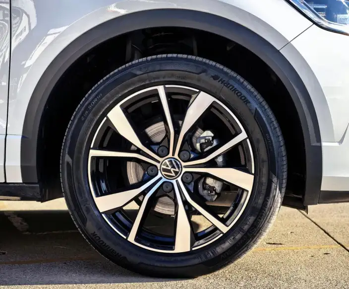 Volkswagen T-Roc 2024 Model 300TSI DSG Chenguang Edition – фото 7