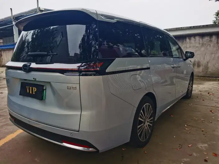 GAC Trumpchi E8 PHEV 2024 Model 2.0ATK 150km MAX+ – фото 7