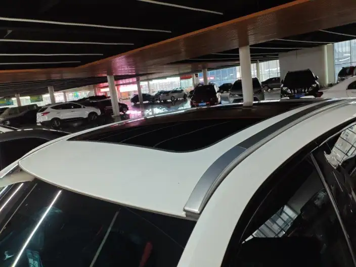 Changan Auchan Z6 2023 Model Blue whale 1.5T DCT Smart Edition Model City Edition – фото 6