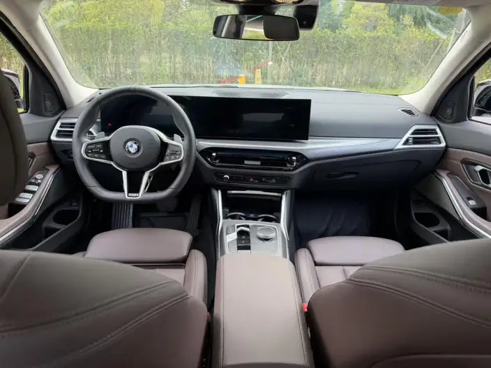 BMW 3 Series 2025 Model 330Li M Sports Night Set – фото 7