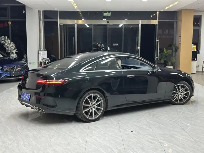 Mercedes-Benz E-Class Imported 2023 Model E 260 Coupe – фото 4
