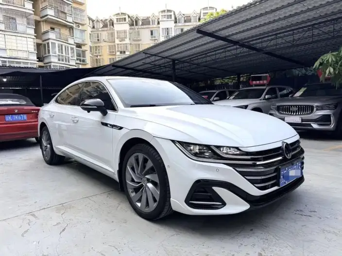 Volkswagen CC 2023 Model 380TSI Eye-catching version – фото 3