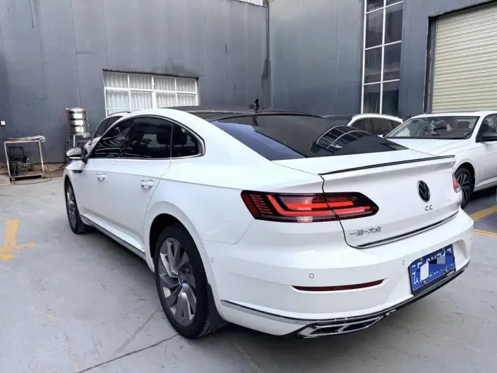 Volkswagen CC 2023 Model 380TSI Eye-catching version – фото 4