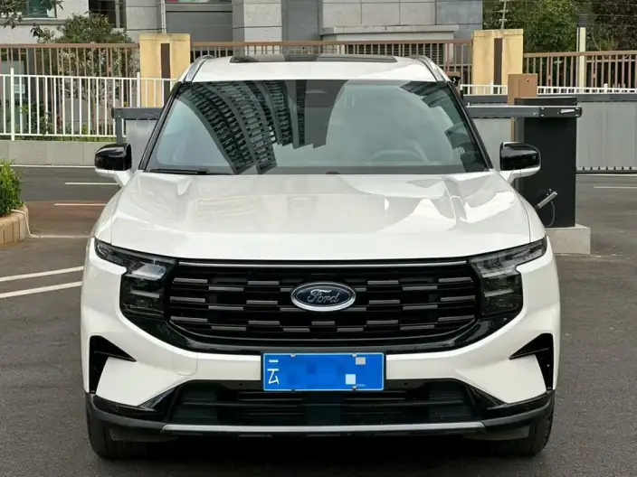 Ford Edge 2023 Model Ford Edge L 2.0T EcoBoost 4WD VII seat Supreme Model – фото 2