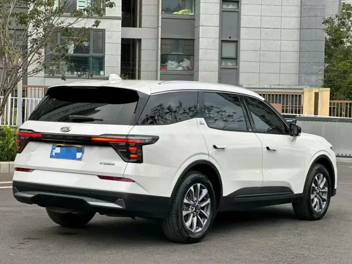 Ford Edge 2023 Model Ford Edge L 2.0T EcoBoost 4WD VII seat Supreme Model – фото 5