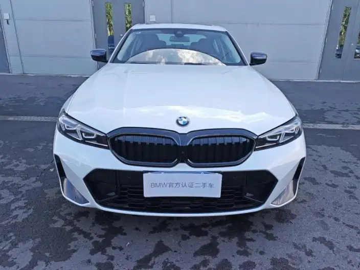 BMW 3 Series 2025 Model 330Li M Sports Night Set – фото 2