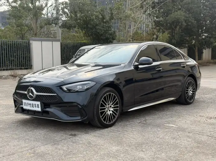 Mercedes-Benz C-Class 2025 Model C 260 L Sports Edition – фото 1