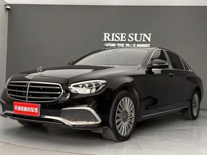 Mercedes-Benz E-Class 2023 Model Facelift E 300 L Luxury Model sedan – фото 1