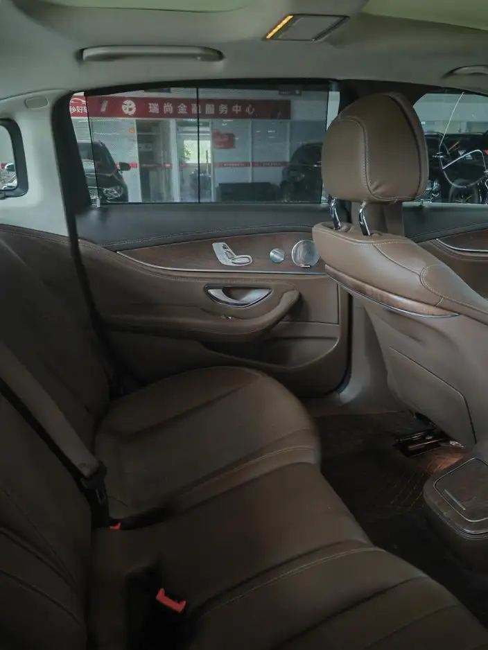 Mercedes-Benz E-Class 2023 Model Facelift E 300 L Luxury Model sedan – фото 9