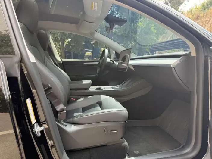 Model Y 2023 Model Rear-wheel drive version – фото 9