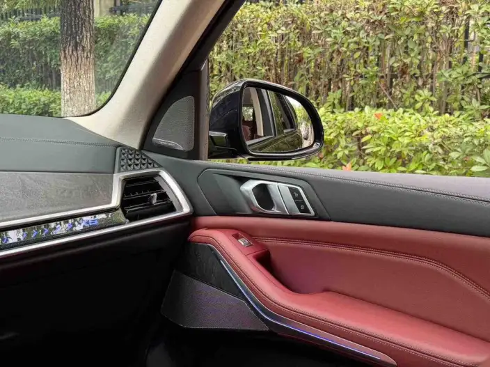 BMW X5 2025 Model xDrive30Li Exclusive Model M Sports Night Set – фото 6