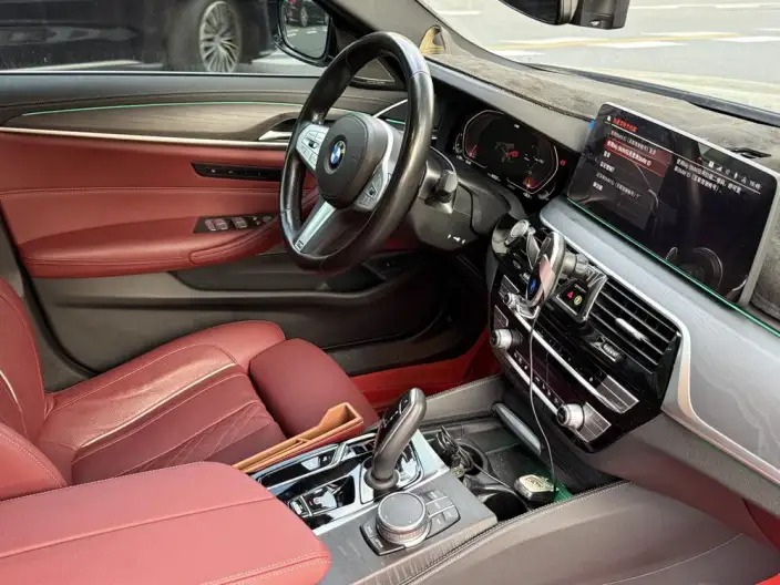 BMW 5 Series 2022 Model Facelift II 530Li Leading Model M Sports Set – фото 9