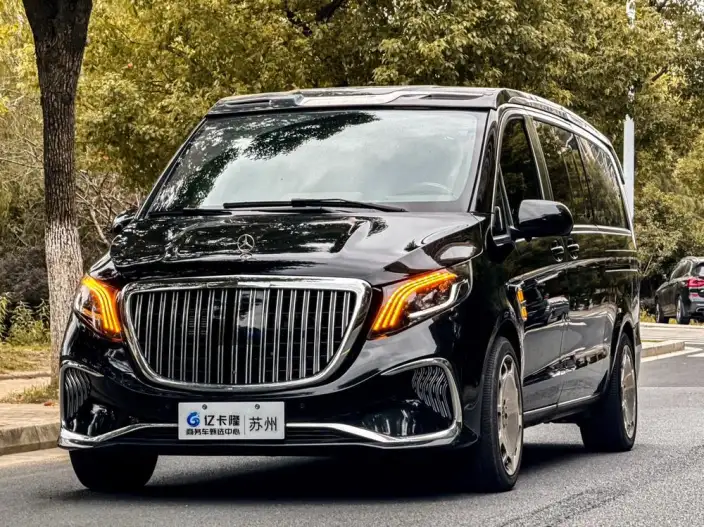 Viano 2023 Model 2.0T Business Edition 7 seat – фото 1