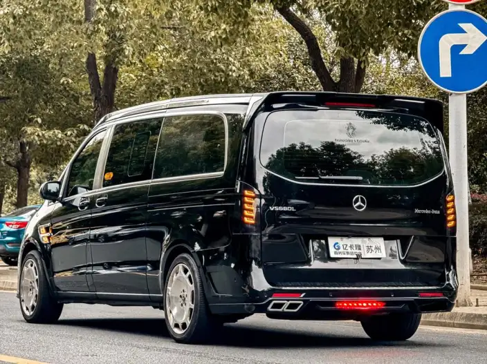 Viano 2023 Model 2.0T Business Edition 7 seat – фото 4