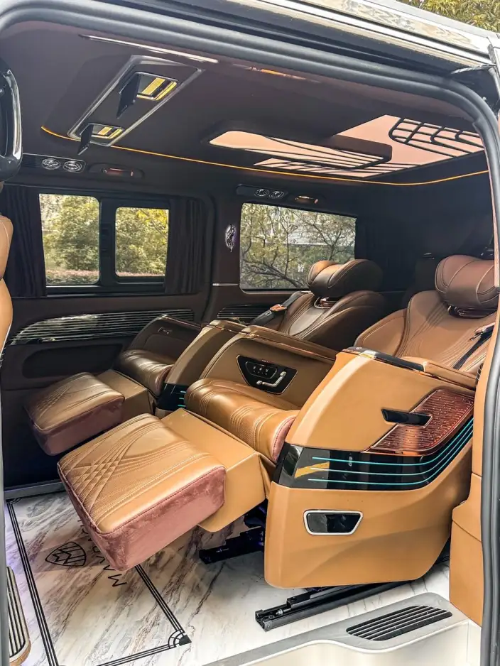 Viano 2023 Model 2.0T Business Edition 7 seat – фото 7