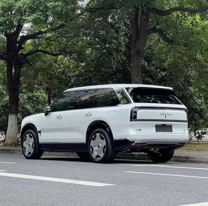 ZEEKR 9X 2025 Model Hyper Edition 70kWh VI seat – фото 5