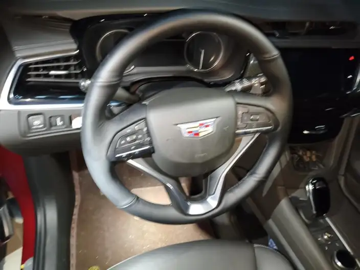 Cadillac XT6 2022 Model 2.0T VI seat 4WD Luxury Model – фото 7
