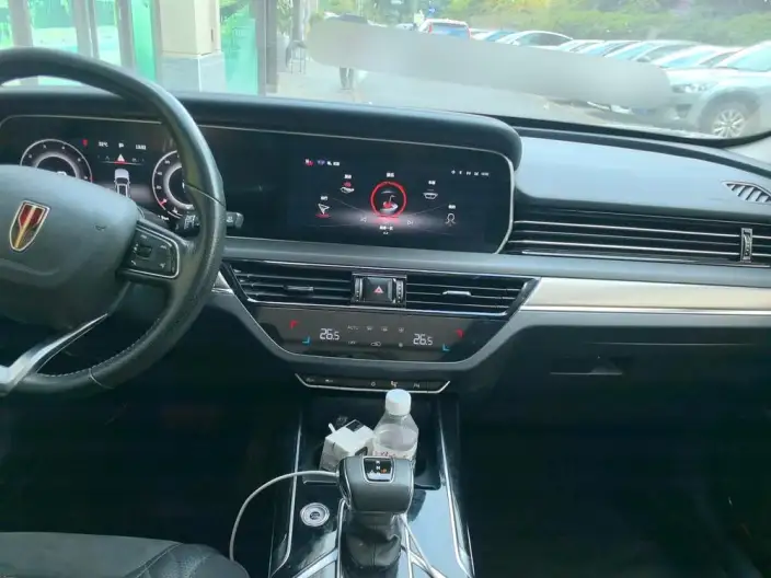 Hongqi HS5 2022 Model Facelift 2.0T Smart Flag Enjoy Edition – фото 8