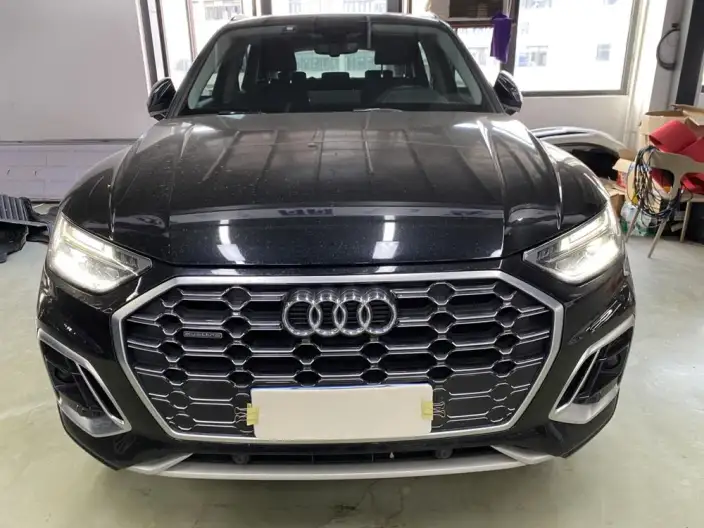 Audi Q5L 2022 Model 40T Luxury Dynamic Model – фото 2