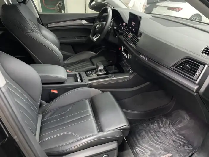 Audi Q5L 2022 Model 40T Luxury Dynamic Model – фото 7