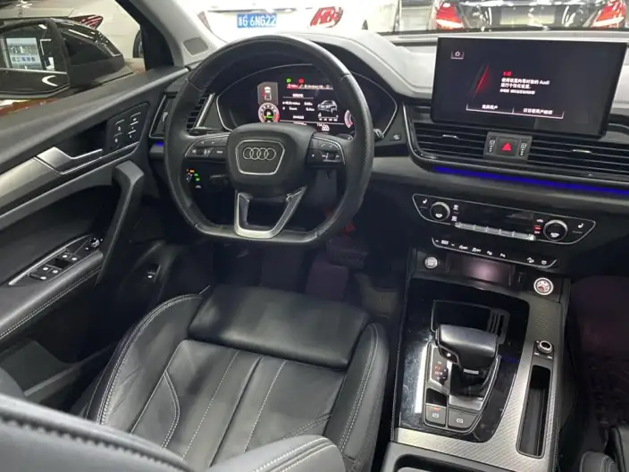 Audi Q5L 2022 Model 40T Luxury Dynamic Model – фото 9