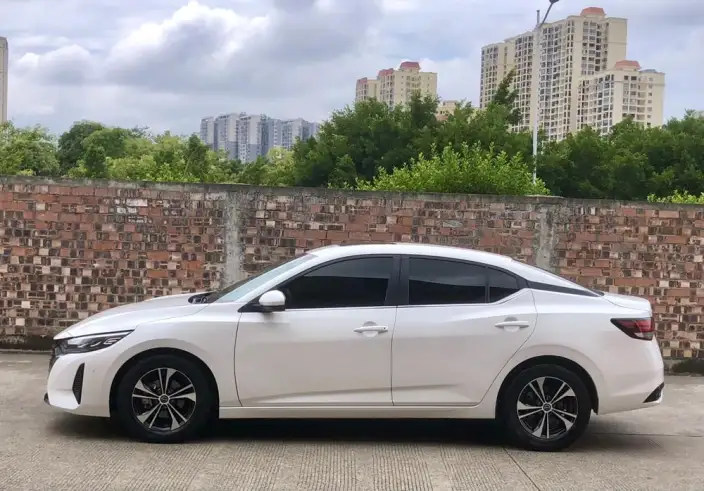 Nissan Sylphy 2023 Model 1.6L CVT Yuexiang Edition – фото 3