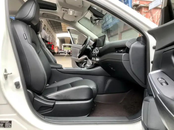 Nissan Sylphy 2023 Model 1.6L CVT Yuexiang Edition – фото 6